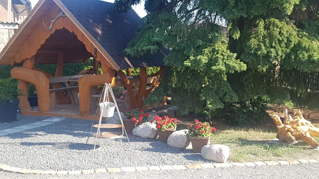 Ferienwohnung - Chayenne Apartment Mit 2 Schlafzimmern Klinga Bagian luar foto