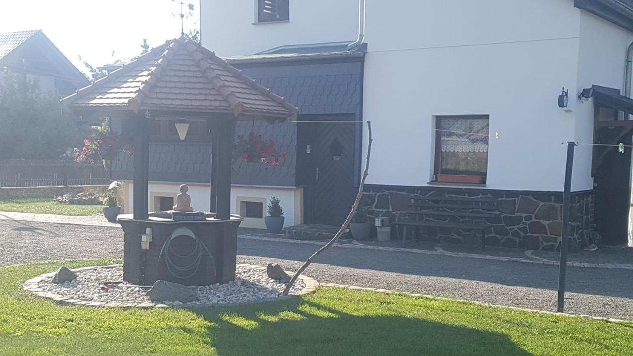 Ferienwohnung - Chayenne Apartment Mit 2 Schlafzimmern Klinga Bagian luar foto