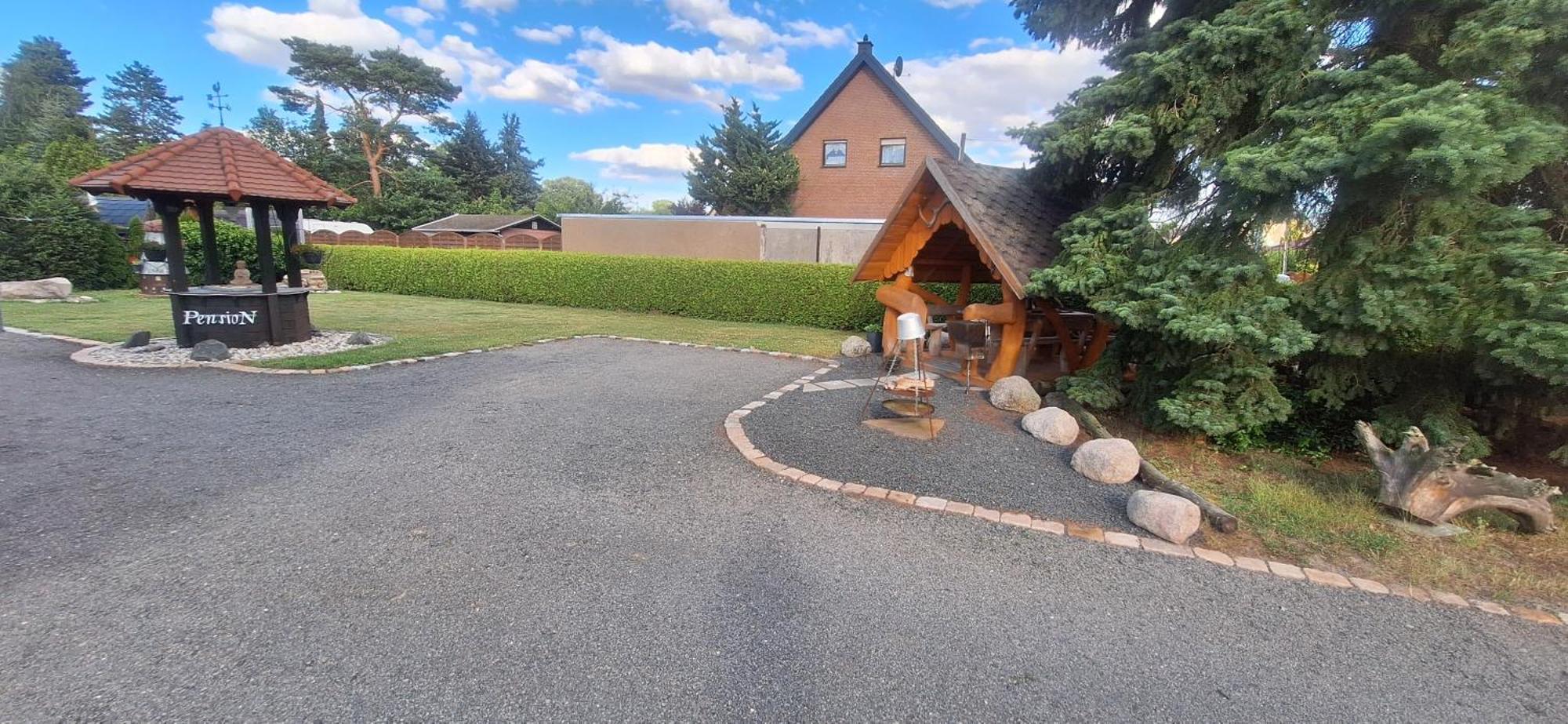 Ferienwohnung - Chayenne Apartment Mit 2 Schlafzimmern Klinga Bagian luar foto