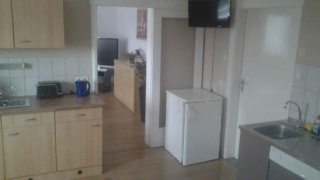 Ferienwohnung - Chayenne Apartment Mit 2 Schlafzimmern Klinga Bagian luar foto